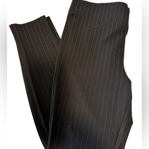 Ttahari women’s Dress Pant. Pin stripe. Size 12.